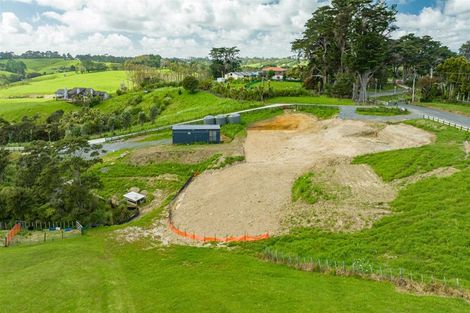 Photo of property in 263 Amreins Road, Taupaki, 0782