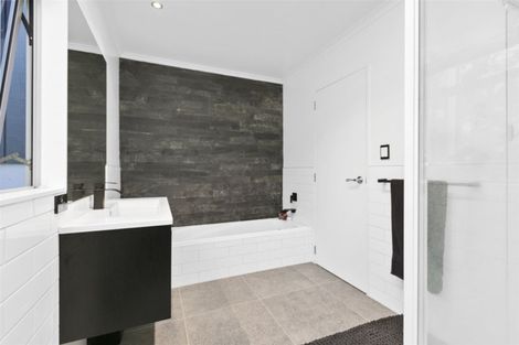 Photo of property in 56 Bell Street, Judea, Tauranga, 3110