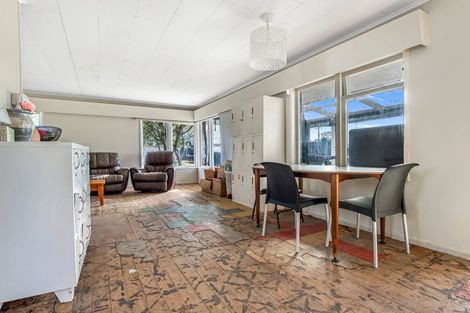 Photo of property in 4 Roosevelt Road, Western Heights, Rotorua, 3015