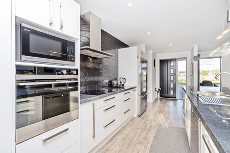 Photo of property in 34 Kirkbride Street, Wallacetown, 9816