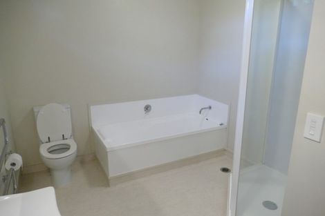 Photo of property in 630 Beach Road, Browns Bay, Auckland, 0630