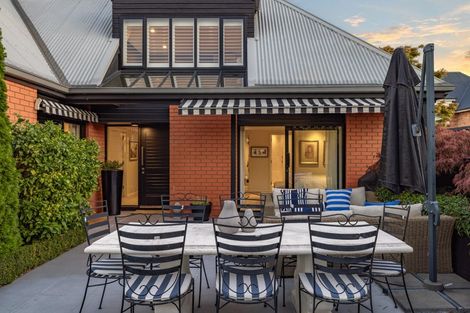 Photo of property in 24 Poynder Avenue, Merivale, Christchurch, 8014