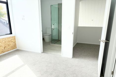 Photo of property in 2/171 Centaurus Road, Saint Martins, Christchurch, 8022