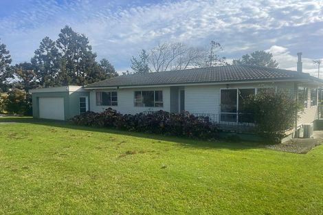 Photo of property in 140 Hanham Road, Kumeu, 0891