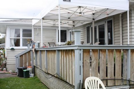 Photo of property in 35 Scott Road, Papakura, 2110