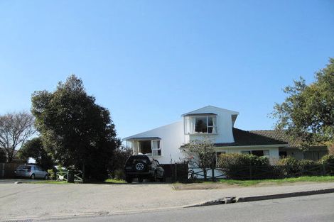 Photo of property in 61 Dyers Pass Road, Cashmere, Christchurch, 8022