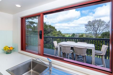 Photo of property in 43 Pinetone Road, Kumeu, 0892