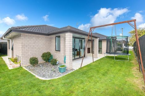 Photo of property in 213 Dixon Road, Fitzroy, Hamilton, 3206