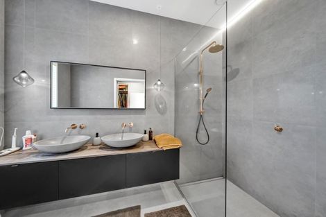 Photo of property in 43 Pennington Road, Brixton, Waitara, 4382