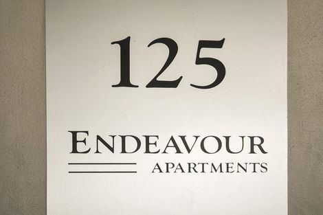 Photo of property in Endeavour Apartments, 20/125 Thorndon Quay, Pipitea, Wellington, 6011