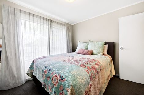 Photo of property in 15 Harvest Drive, Henderson, Auckland, 0612