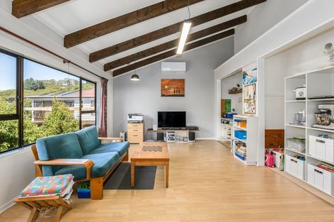 Photo of property in 23 Exploration Way, Whitby, Porirua, 5024