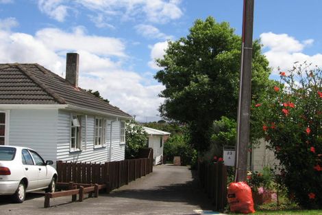 Photo of property in 23a Otakau Road, Milford, Auckland, 0620