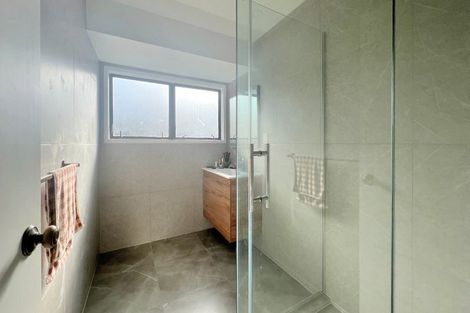 Photo of property in 1/25 Millhouse Drive, Northpark, Auckland, 2013