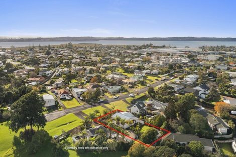Photo of property in 3 Wharf Road, Te Atatu Peninsula, Auckland, 0610