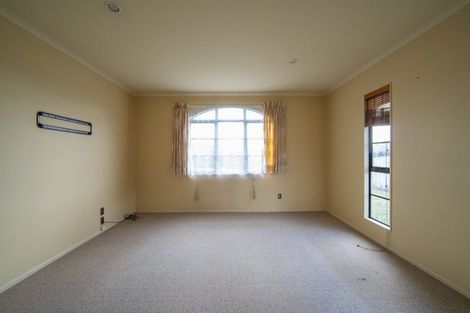 Photo of property in 57 Cairns Crescent, Rototuna, Hamilton, 3210