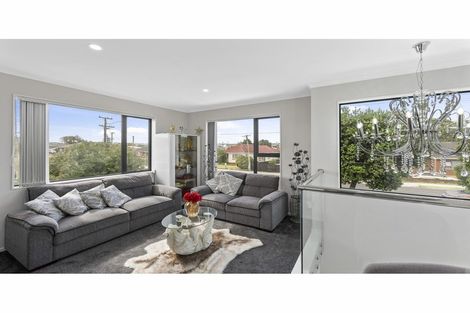 Photo of property in 127a Puhinui Road, Papatoetoe, Auckland, 2104