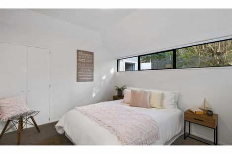 Photo of property in 21a Wairakei Road, Bryndwr, Christchurch, 8052