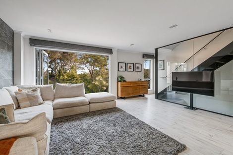 Photo of property in 4/13 Kaihu Street, Northcote, Auckland, 0627