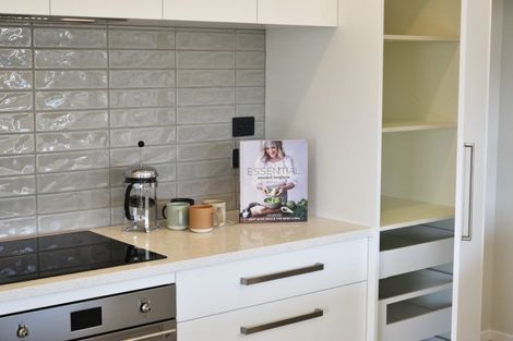 Photo of property in 14 Van Baarle Close, Carterton, 5713