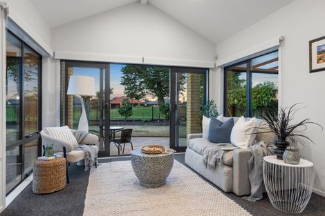 Photo of property in 153 Gravatt Road, Papamoa Beach, Papamoa, 3118