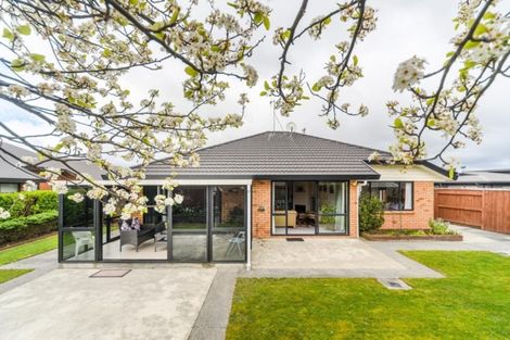 Photo of property in 49 Rosalie Terrace, Kelvin Grove, Palmerston North, 4414