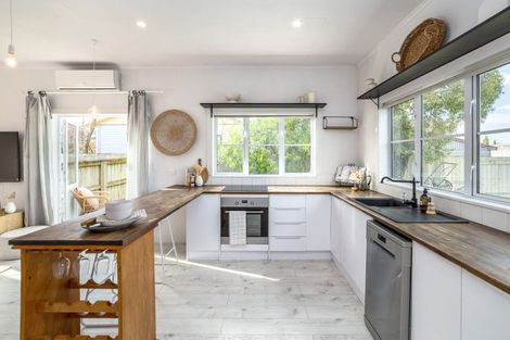 Photo of property in 23 Lyon Street, Featherston, 5710