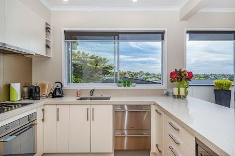 Photo of property in 1/8 Folkestone Street, Murrays Bay, Auckland, 0630