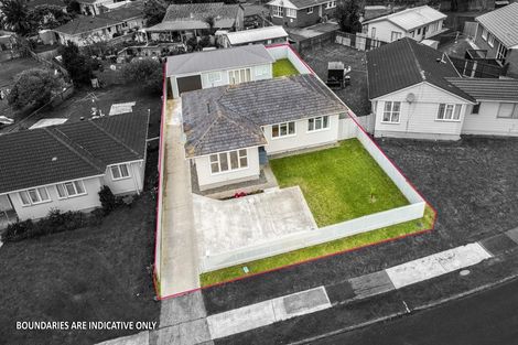 Photo of property in 11 Windrush Close, Mangere, Auckland, 2022