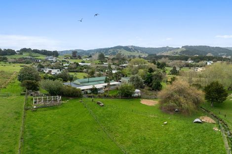 Photo of property in 979 Kaipara Flats Road, Kaipara Flats, Warkworth, 0984