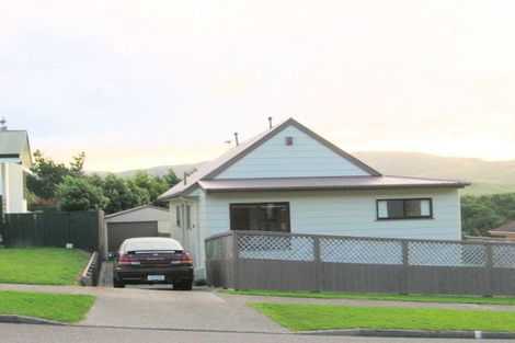 Photo of property in 16 Invercargill Drive, Kelson, Lower Hutt, 5010