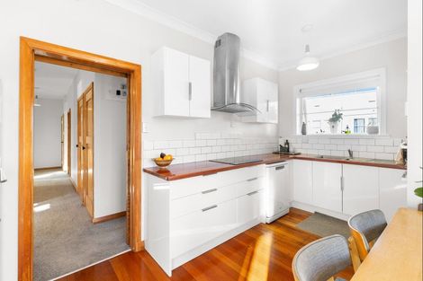 Photo of property in 79 Savage Crescent, West End, Palmerston North, 4412