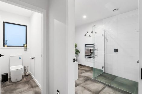 Photo of property in 42 Oceana Drive, Welcome Bay, Tauranga, 3175