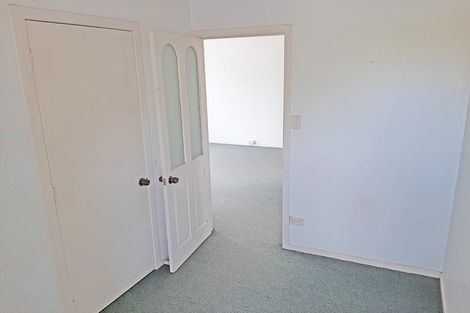 Photo of property in 42 Mildmay Road, Henderson, Auckland, 0610