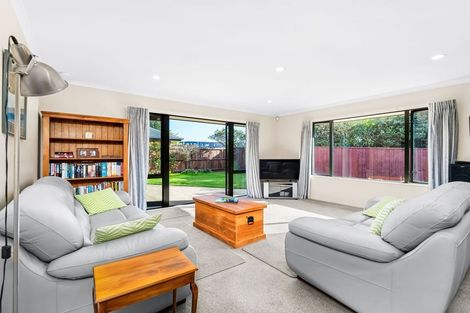 Photo of property in 8 Thornaby Close, Burnside, Christchurch, 8053