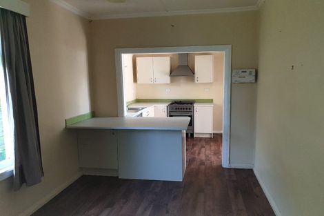 Photo of property in 37 Manuka Street, Castlecliff, Whanganui, 4501