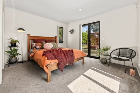 Photo of property in 1 Simpson Crescent, Raumati Beach, Paraparaumu, 5032