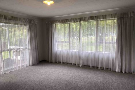 Photo of property in 15 Church Road, Taradale, Napier, 4112