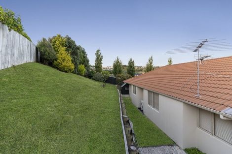 Photo of property in 113 Tauranga Place, Orewa, 0931