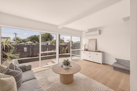 Photo of property in 1/114 Oram Avenue, New Brighton, Christchurch, 8061