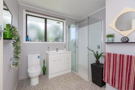 Photo of property in 70 Riwai Street, Paraparaumu, 5032