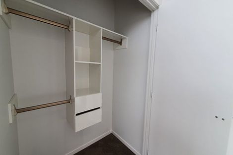 Photo of property in 1/2a Walsall Street, Avondale, Auckland, 1026