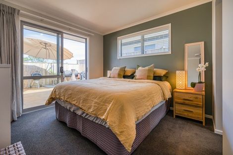 Photo of property in 5 Grenache Way, Kumeu, 0810