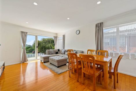 Photo of property in 77 Macleans Road, Bucklands Beach, Auckland, 2014
