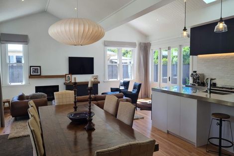 Photo of property in 13 Denbigh Street, Arrowtown, 9302