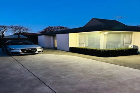 Photo of property in 1/195b Wairakei Road, Bryndwr, Christchurch, 8053