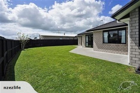 Photo of property in 14 Piwakawaka Court, Rototuna North, Hamilton, 3210