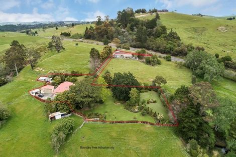 Photo of property in 931 State Highway 1, Oakleigh, Whangarei, 0171