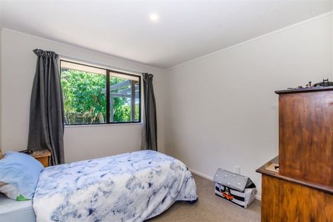 Photo of property in 35 Linwood Drive, Paraparaumu, 5032