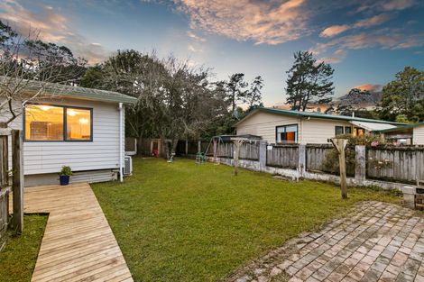 Photo of property in 44b Woodside Road, Massey, Auckland, 0614